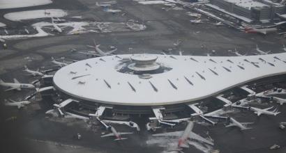 Letisko Vnukovo: ako sa tam najlepšie dostať, parkovisko a terminály Príletový terminál vo Vnukovo pre medzinárodné lety