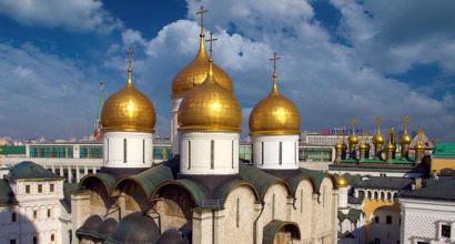 Московський Кремль – усі вежі Кремля, історія зведення Легенди та міфи Кремля