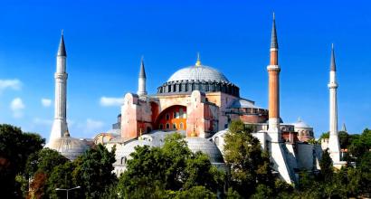 Hagia Sophia (Ayasofya) în istoria Istanbulului Hagia Sofia