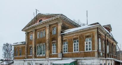 La finca de Mosolov en el pueblo de Dubna